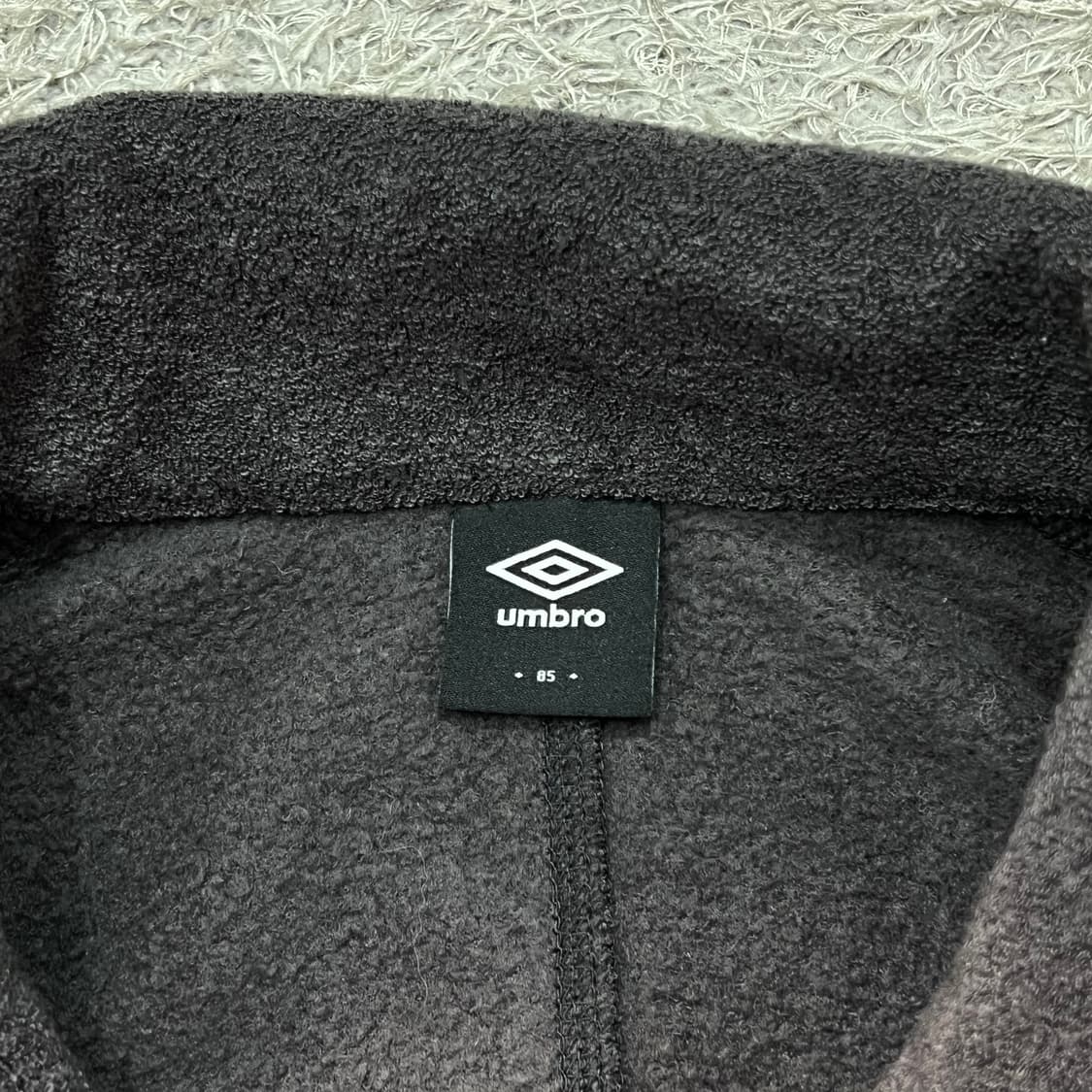 [우먼85] 엄브로 크롭후리스 상품이미지3