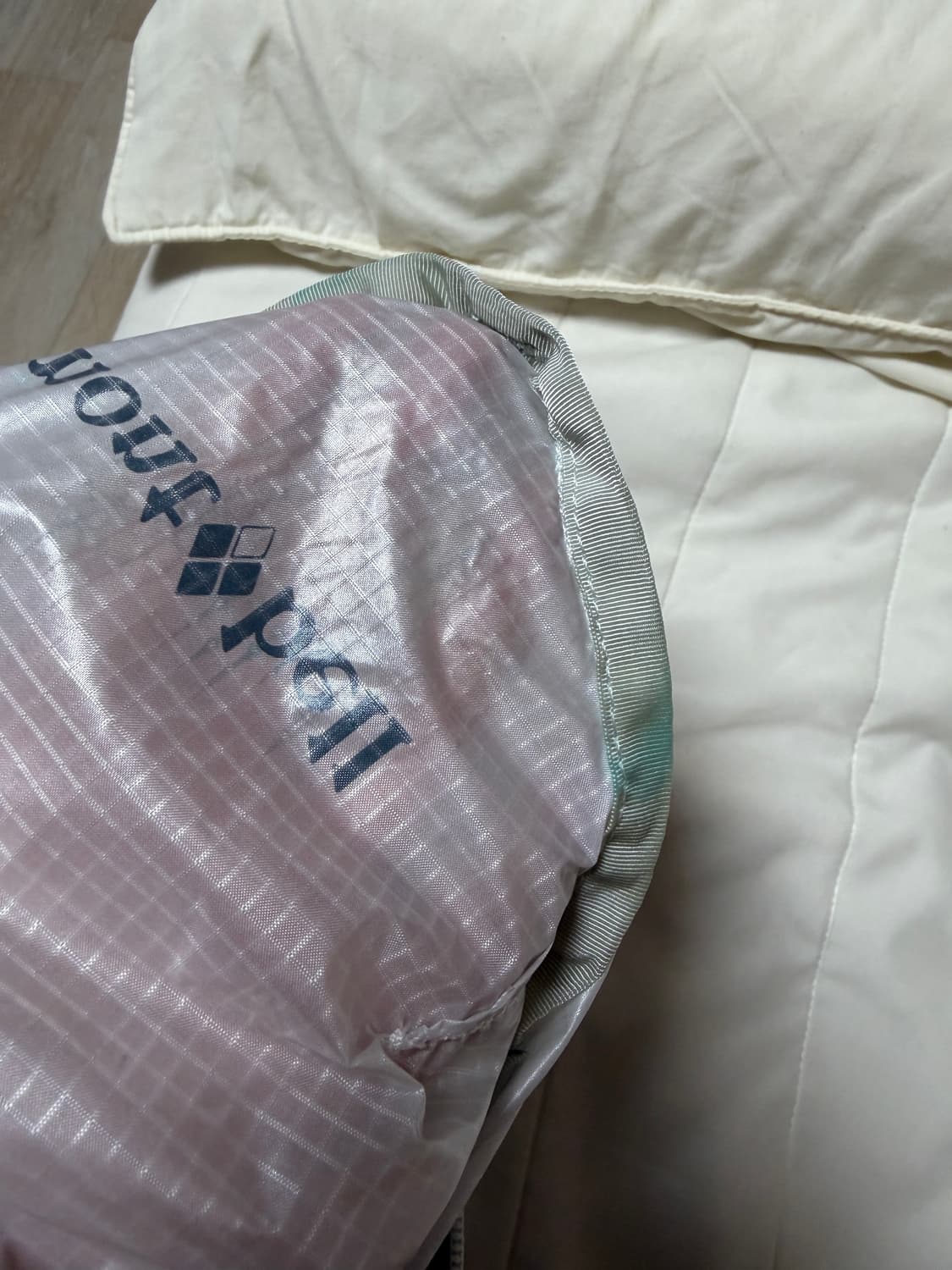 몽벨 버사라이트20L 아이스화이트 상품이미지5