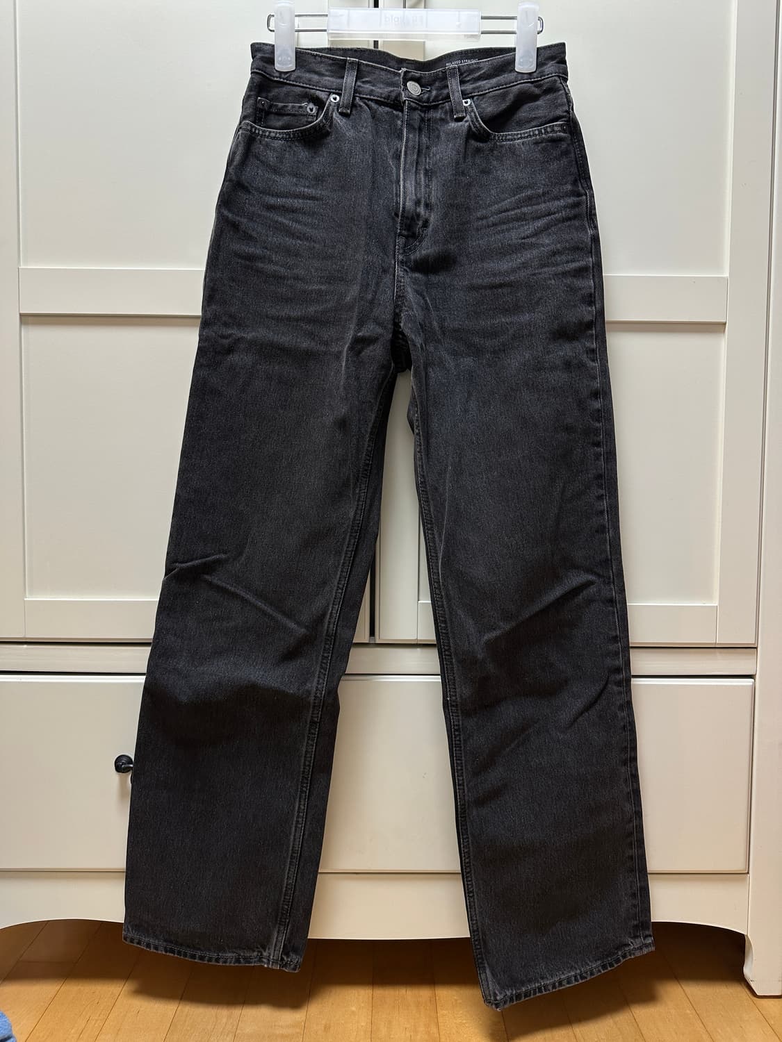 COS relaxed straight 흑데님 24 상품이미지1