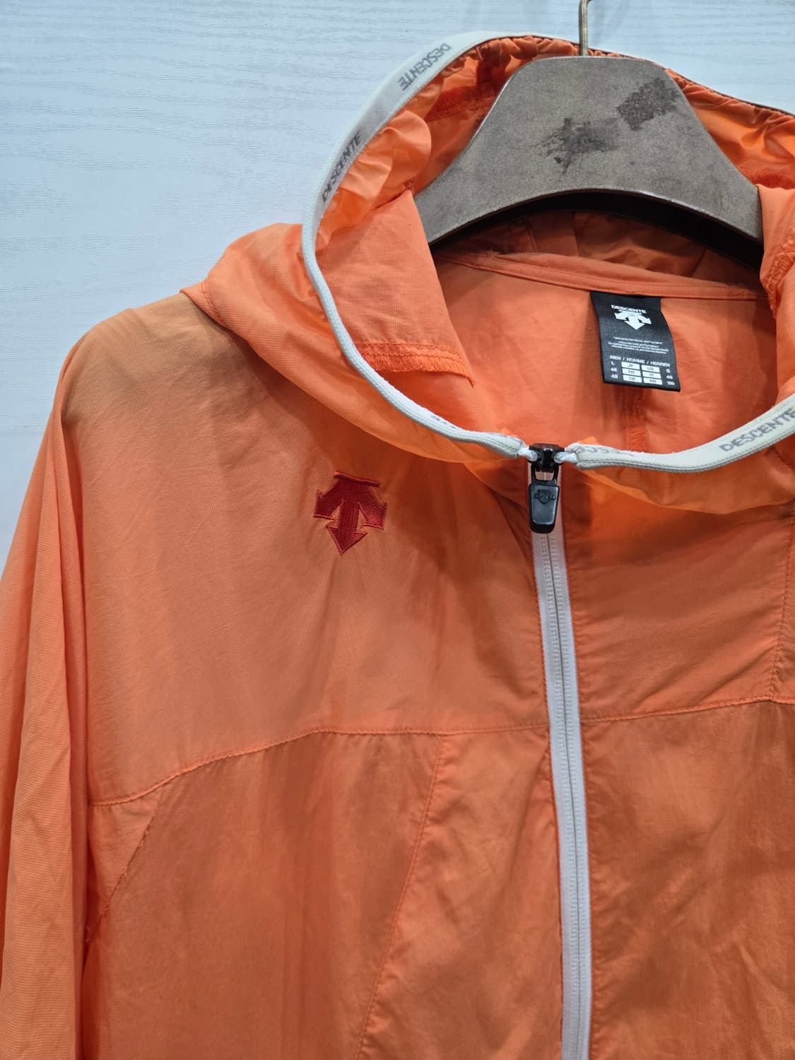 100,L )) DESCENTE 데상트 후드 바람막이 점퍼!~ 상품이미지2