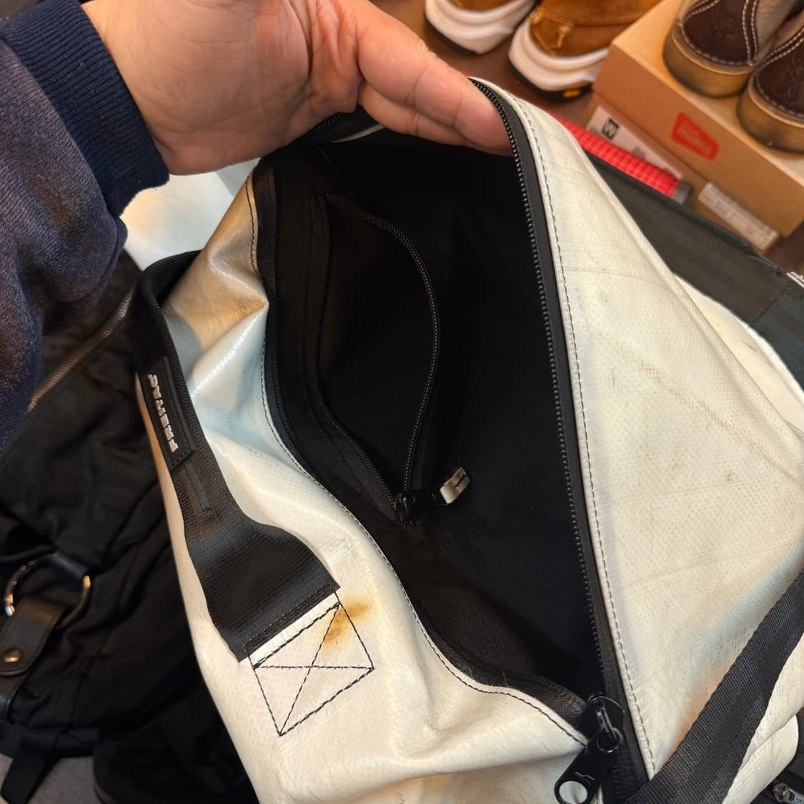 프라이탁 보이저 트래블 백 상품이미지5