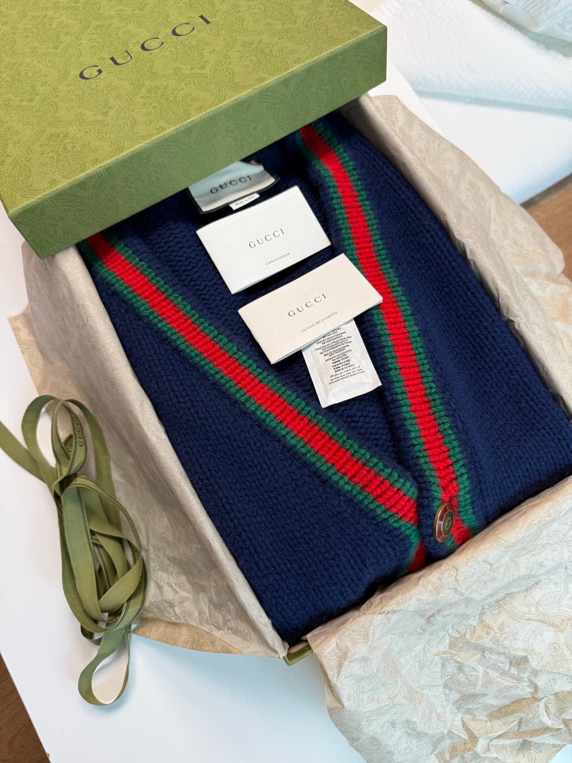 구찌 GG 버튼 케이블 니트 가디건 / M 상품이미지1