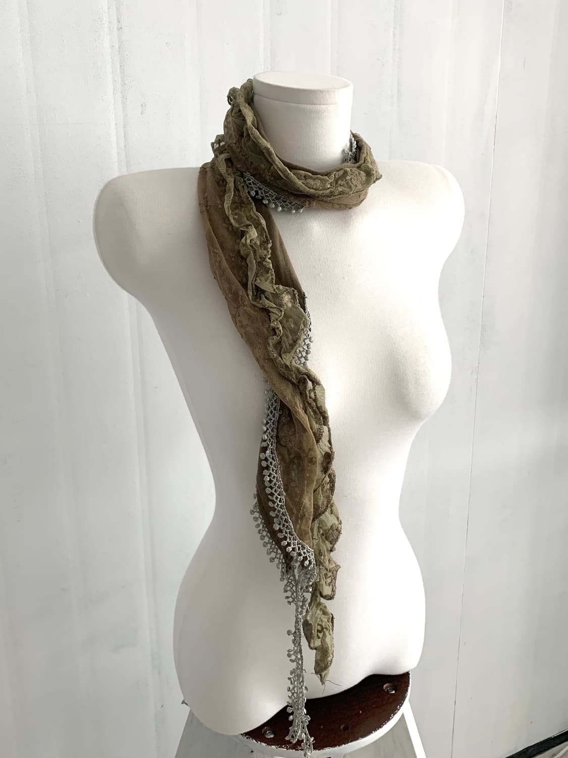 Khaki Fairy Lace Scarf 상품이미지1
