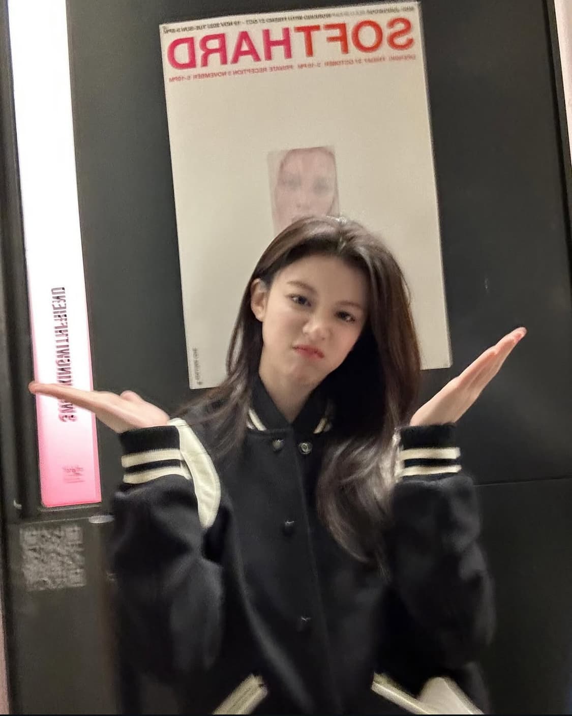 생로랑 14시즌 에디슬리먼 테디 바시티 자켓 46 상품이미지5