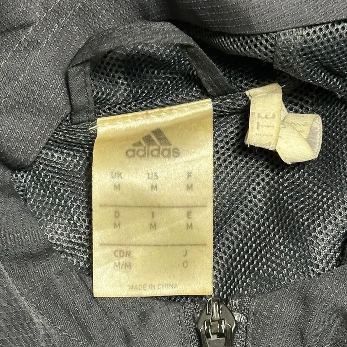 아디다스 맨체스터 유나이티드 바람막이 상품이미지4