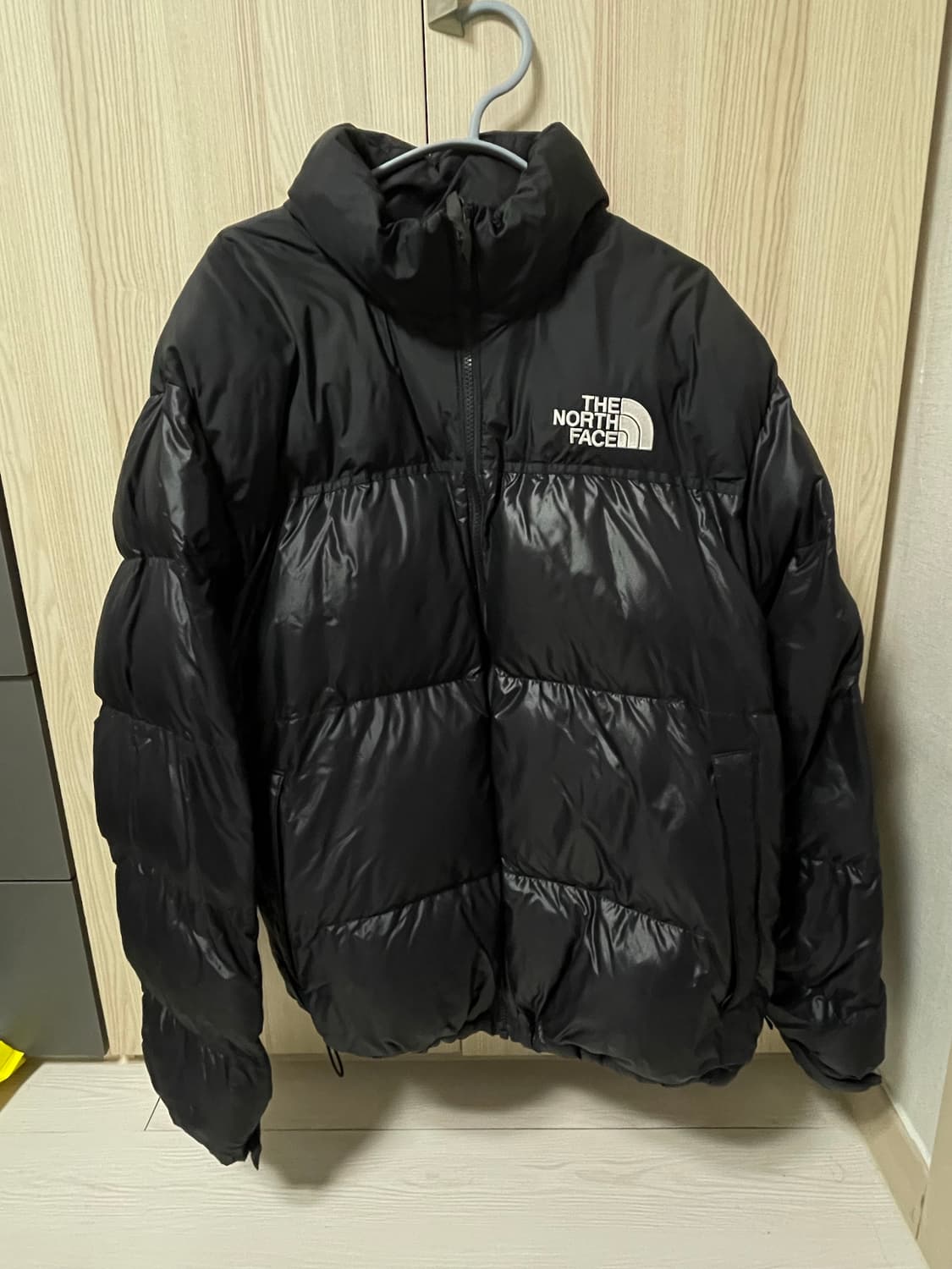 노스페이스 눕시 유광 패딩 xxl 상품이미지1