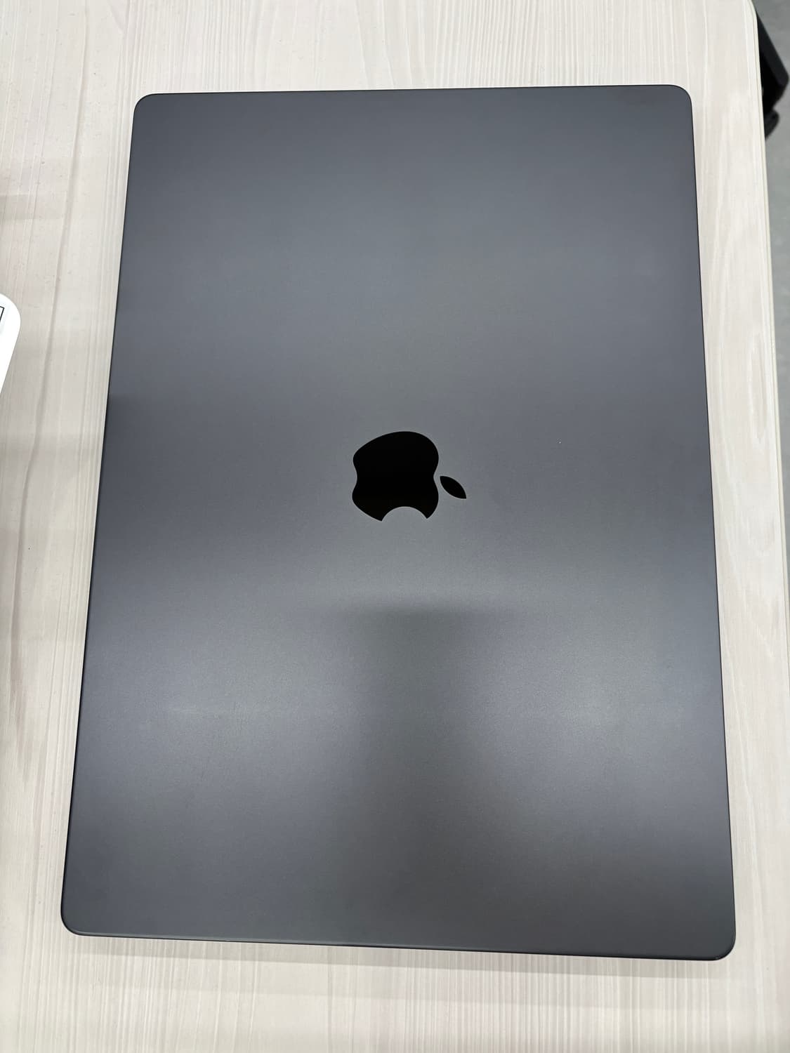 맥북 프로 16 M3 Pro 36GB 스페이스 블랙 상품이미지1