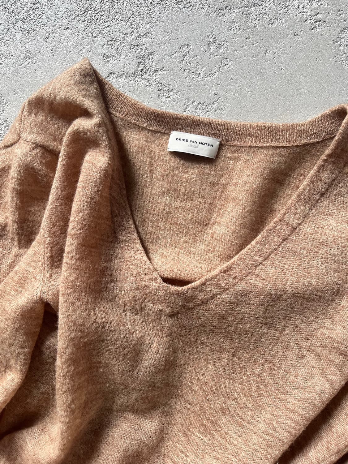 v-neck alpaca knit 상품이미지8