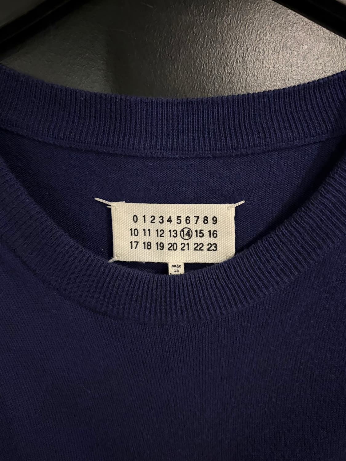 메종 마르지엘라 엘보우 패치 니트 네이비 상품이미지3