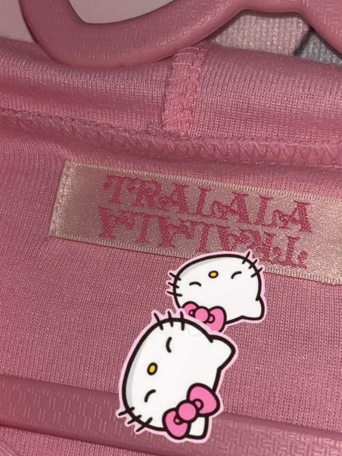 트랄라라 딸기우유 핑크 후드티 상품이미지2