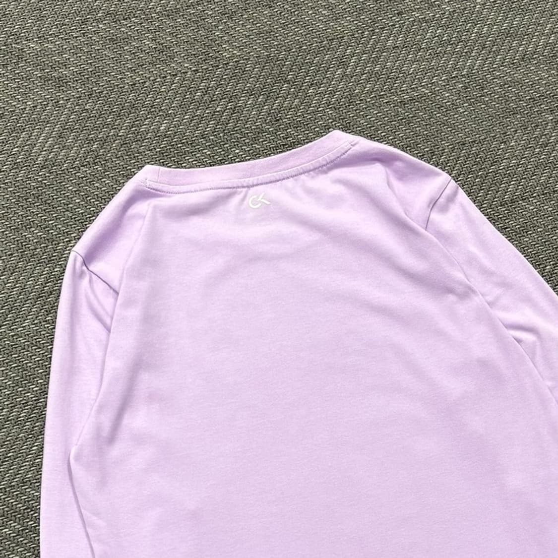 캘빈클라인 스펠아웃 롱 슬리브v0426 상품이미지4