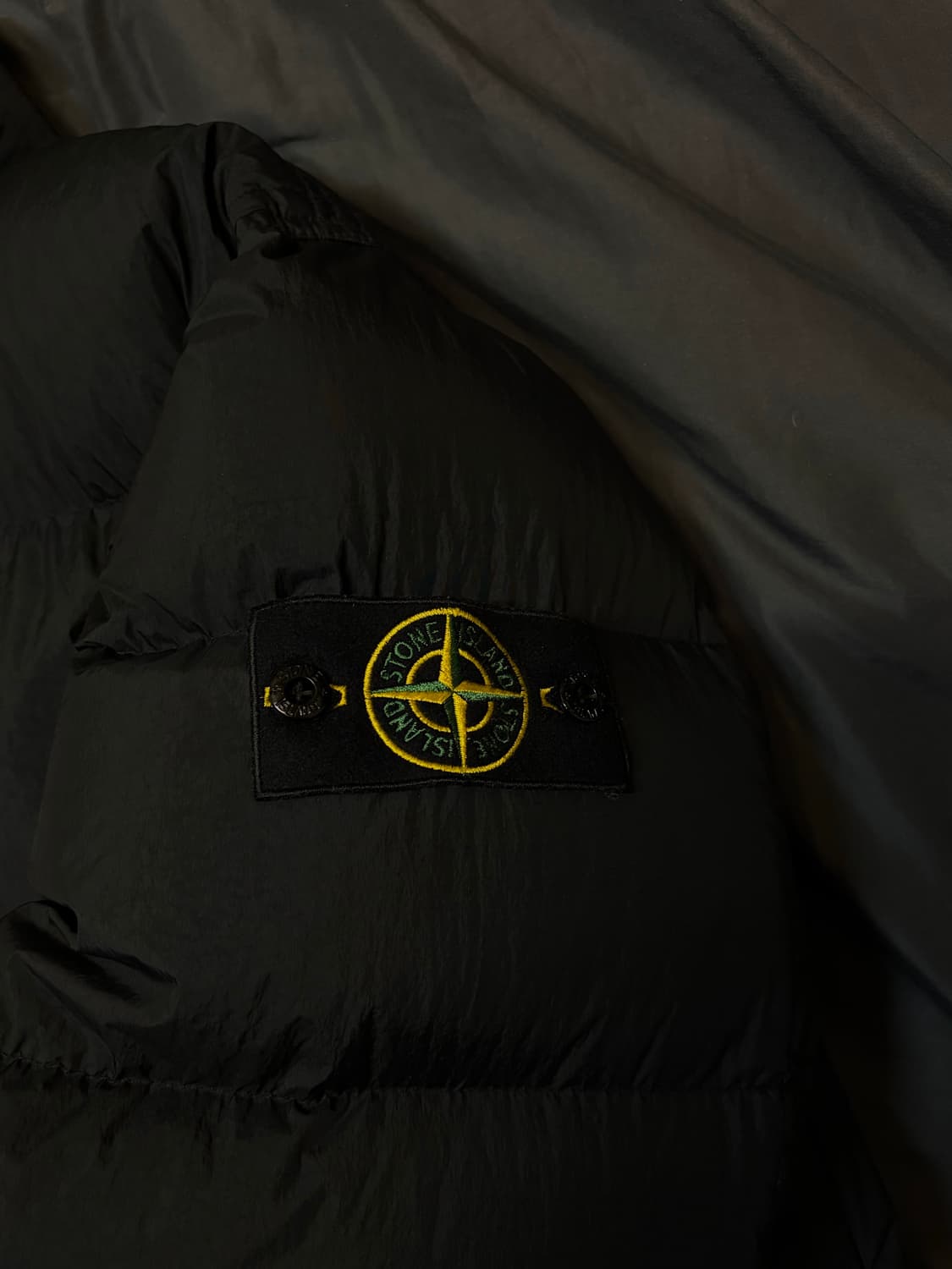 스톤아일랜드 23FW 크링클랩스 논후드 패딩 블랙 L 숏패딩 상품이미지2