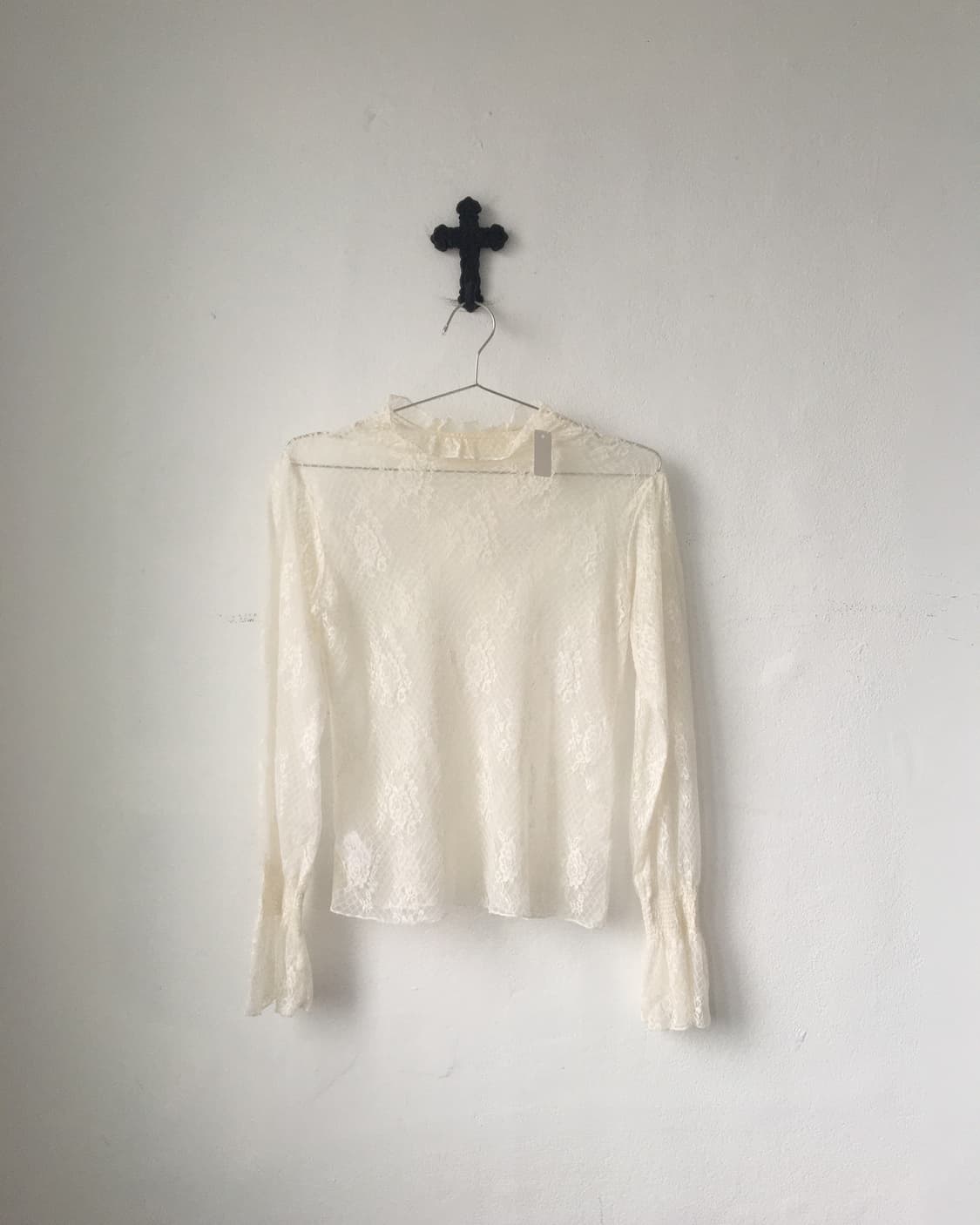 Flower pattern high neck lace sleeve 상품이미지1