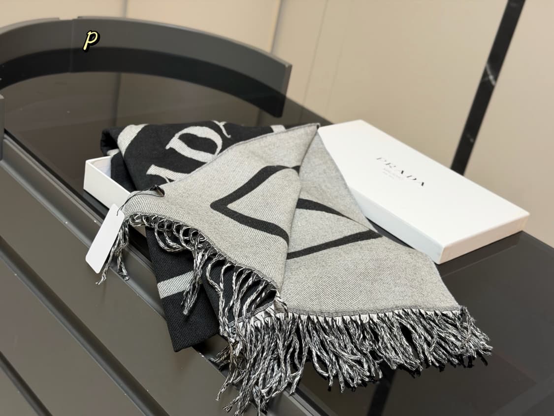 프라다 리나일론 개버딘 앤 울 스카프 상품이미지3