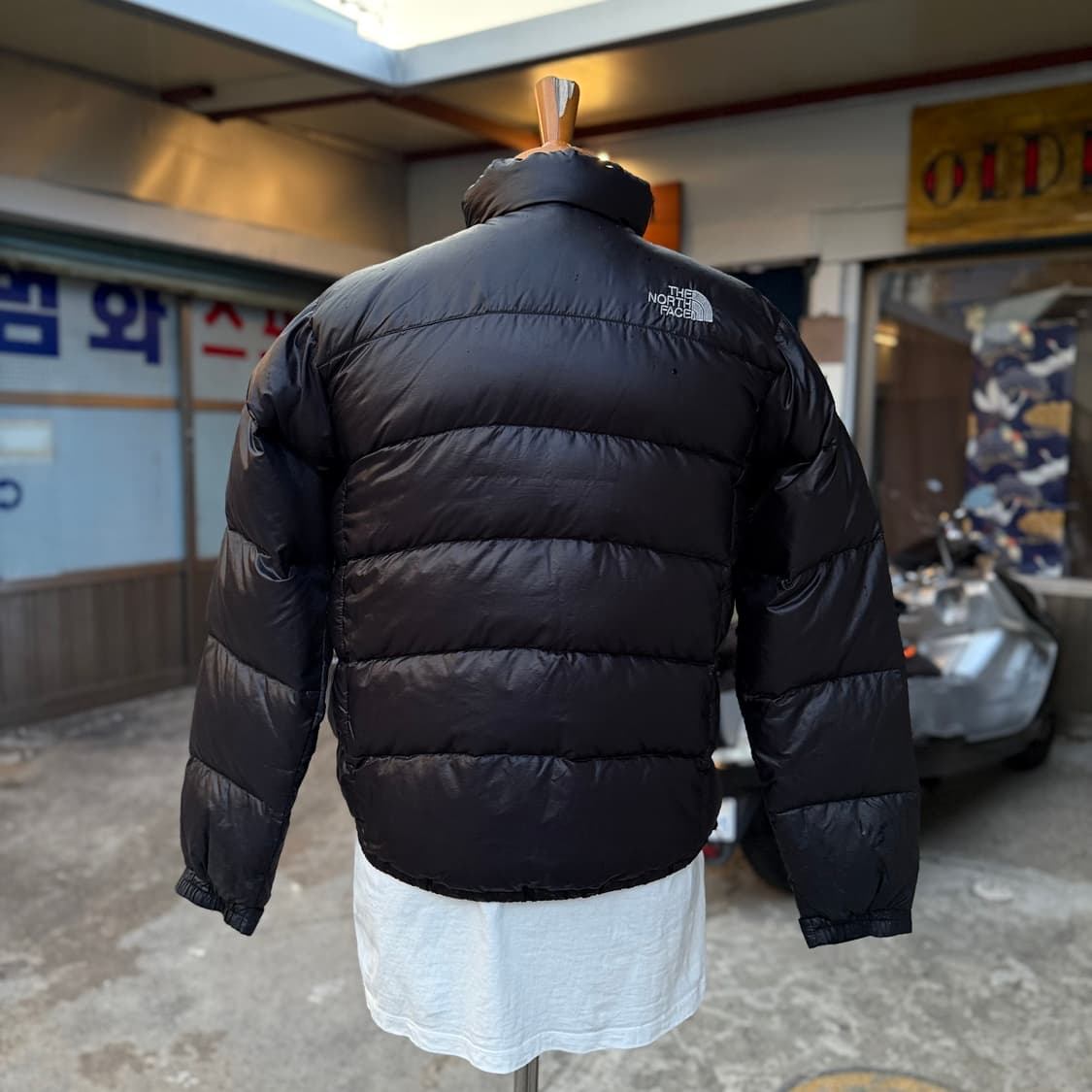노스페이스 써밋시리즈 라이트 다운 패디드 자켓 85 상품이미지10