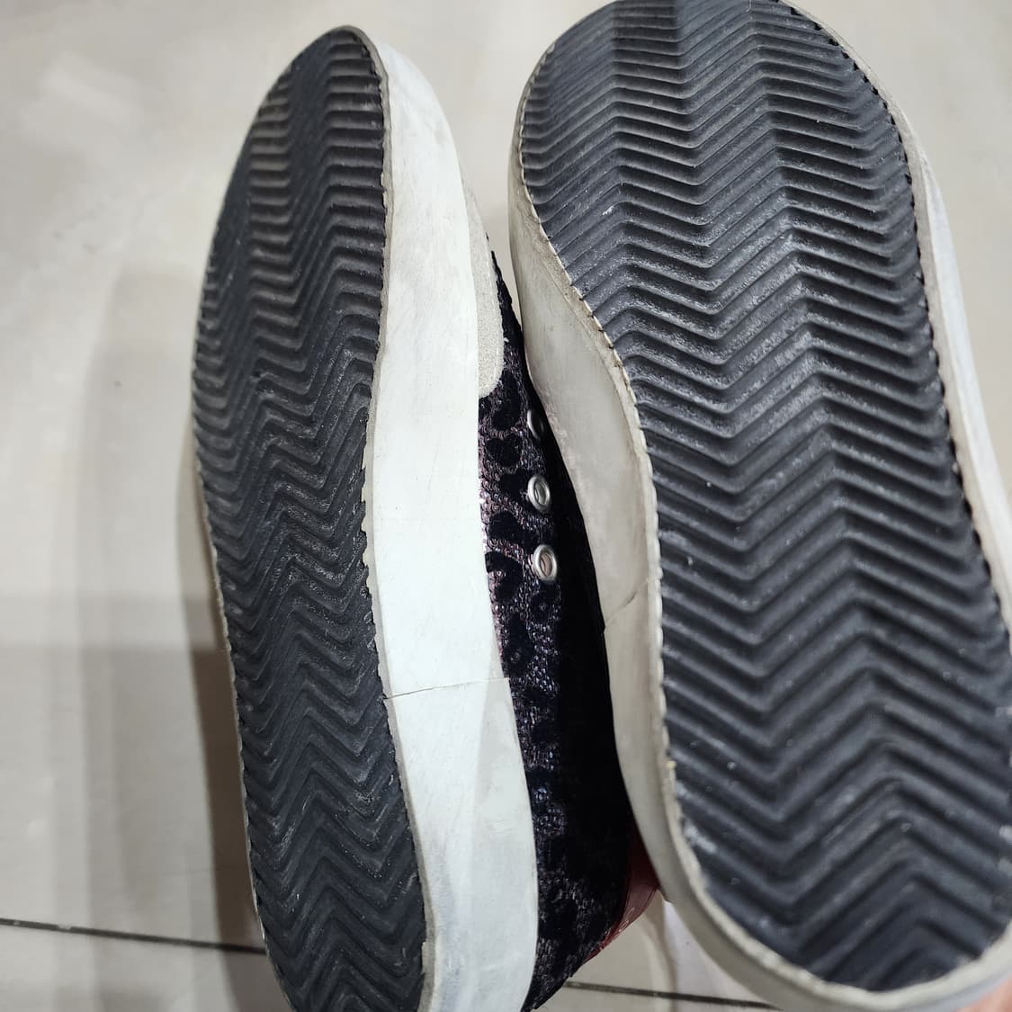 골든구스 스팽글 슈퍼스타 레오파드 스니커즈 37 상품이미지10