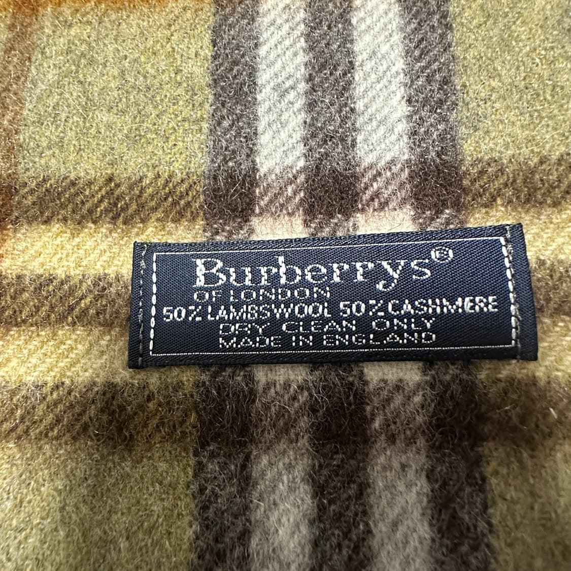 BURBERRYS cashmere 50% wool 50% muffler 상품이미지2