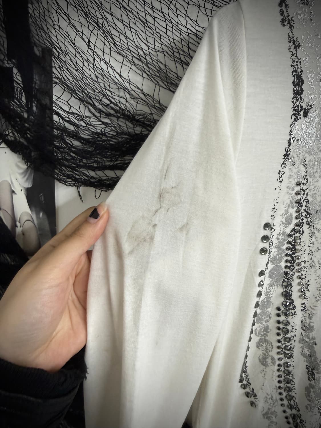 Necklace beads detailed longsleeve 상품이미지6