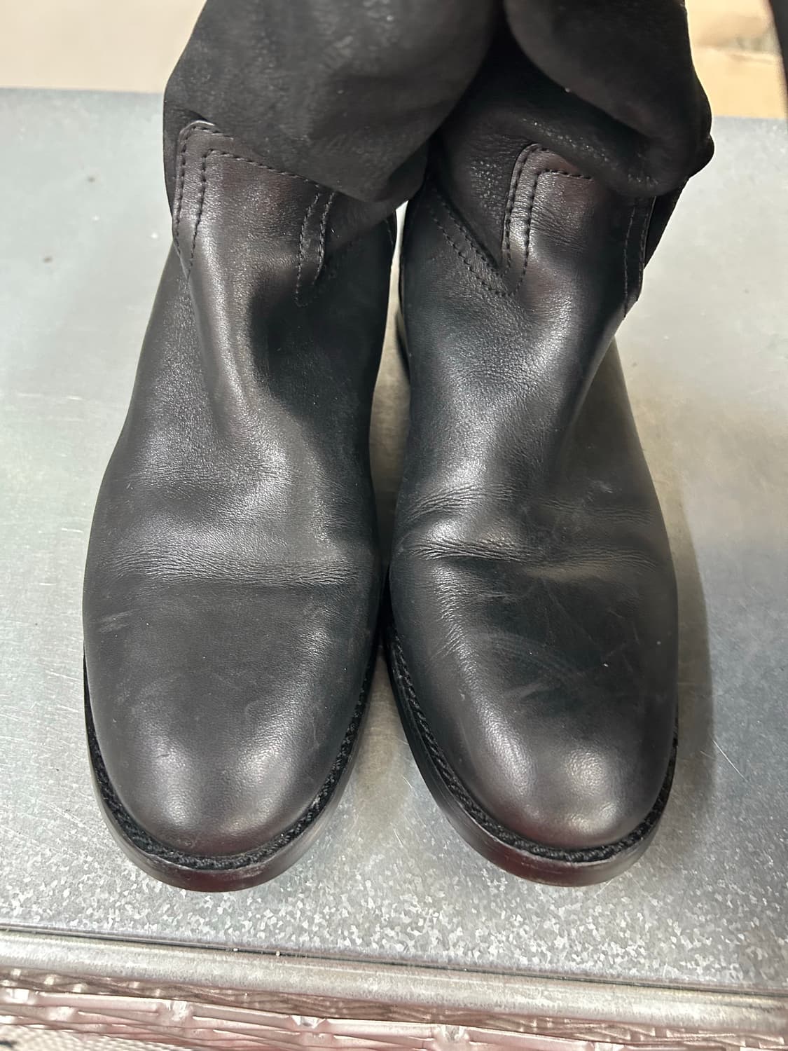 토리버치 블랙 스웨이드 롱 부츠 7M 상품이미지6