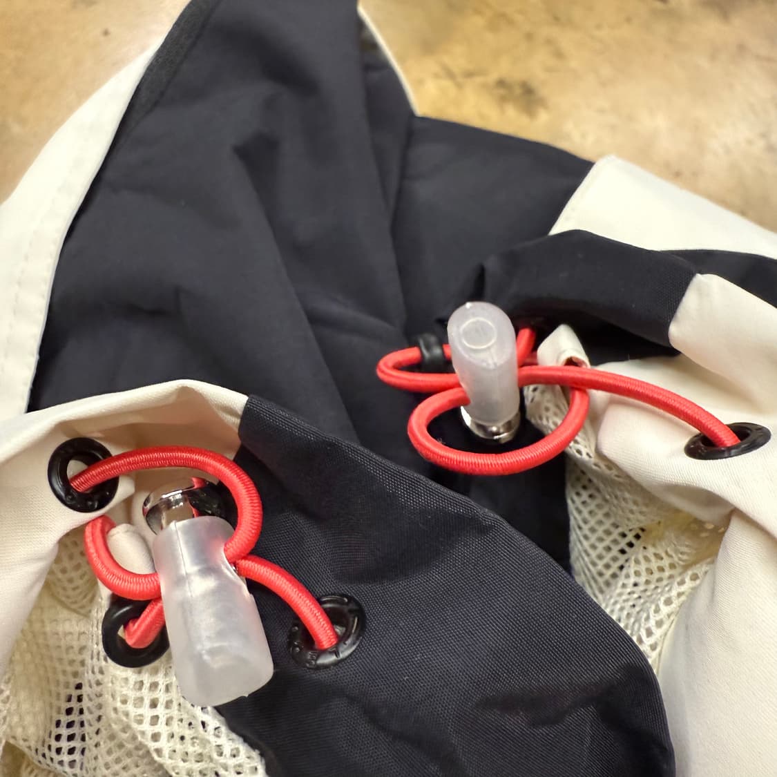 [정품/M] 르꼬끄 후드 바람막이 자켓 아이보리 블랙 b14 상품이미지7