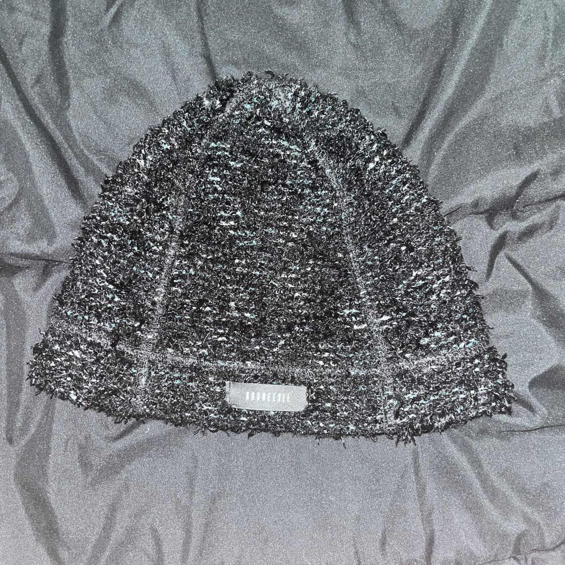쿠키시 - Hairy Knit Beanie Hats (Black) 상품이미지1