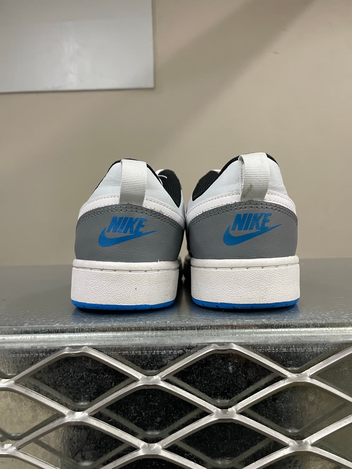 나이키 코트 버로우 플래티넘 쿨 그레이 240 상품이미지3