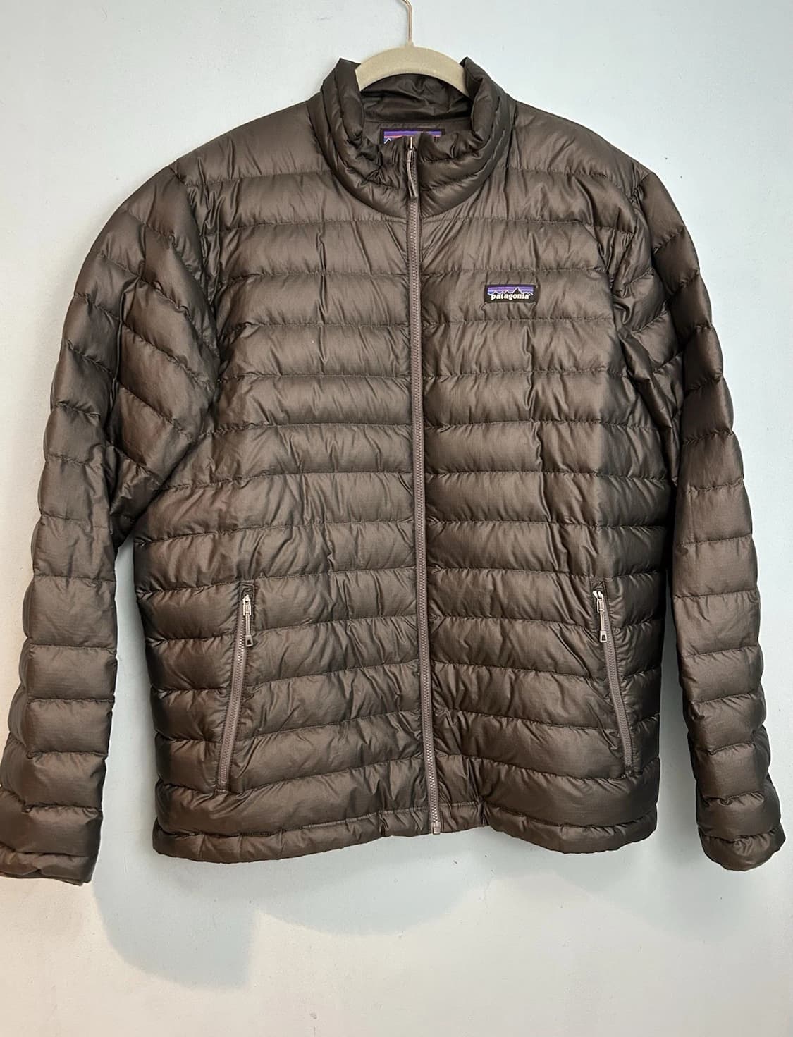 19FW 파타고니아 경량패딩 다크 그레이 상품이미지1