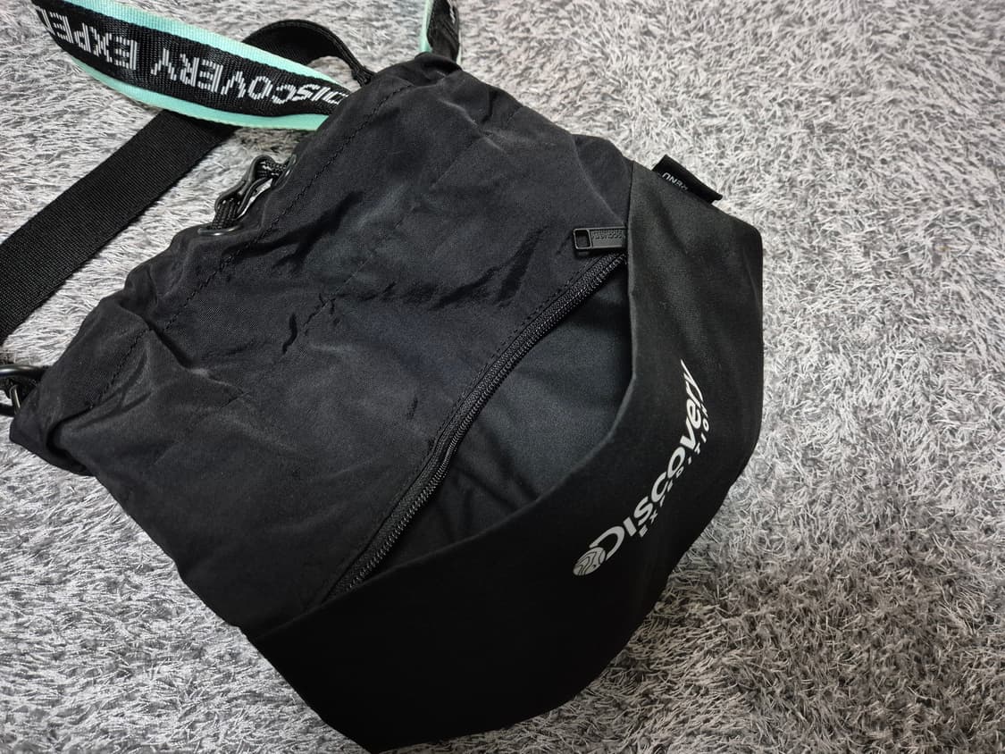 디스커버리 경량 나일론 버킷백 상품이미지6