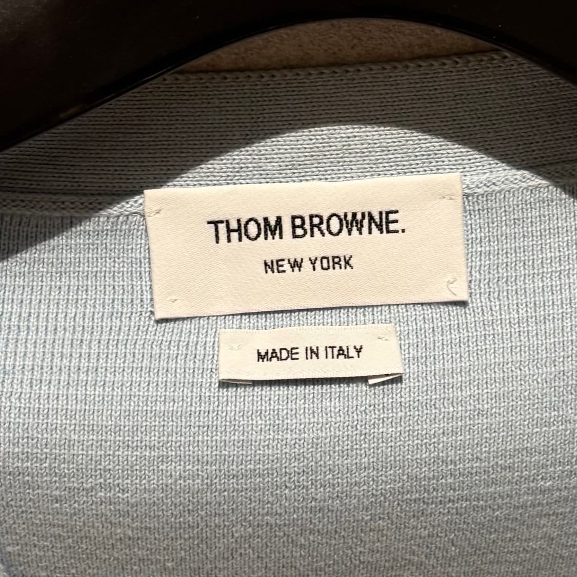 4/톰브라운 밀라노 스티치 암밴드 가디건 상품이미지3