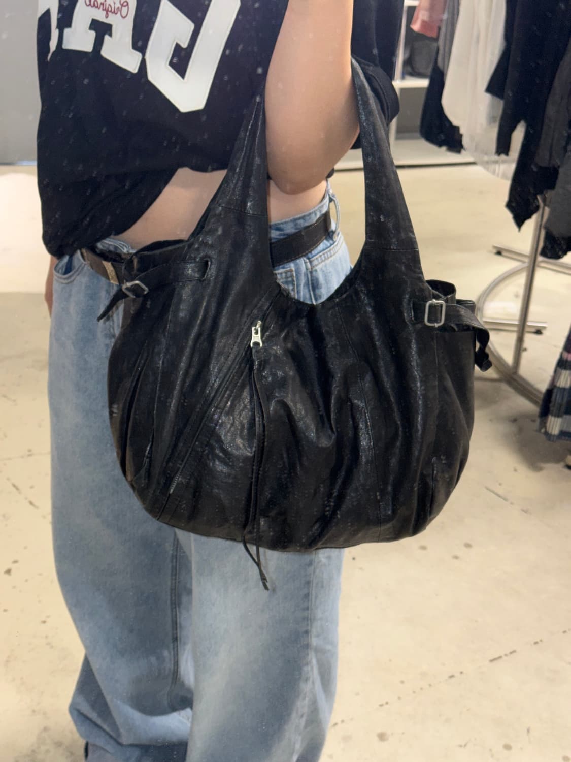 side buckle zipper point shoulder bag 상품이미지7
