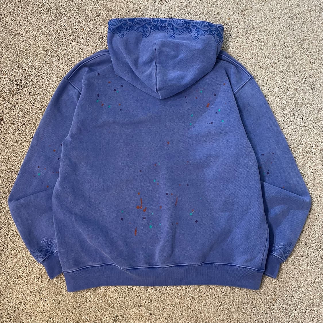 리오버 페인팅 후드티 상품이미지3