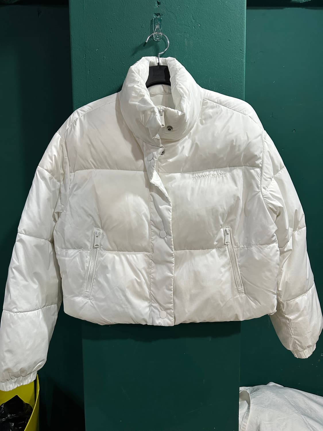 타미힐피거 크롭 오버핏 화이트패딩 M 상품이미지1