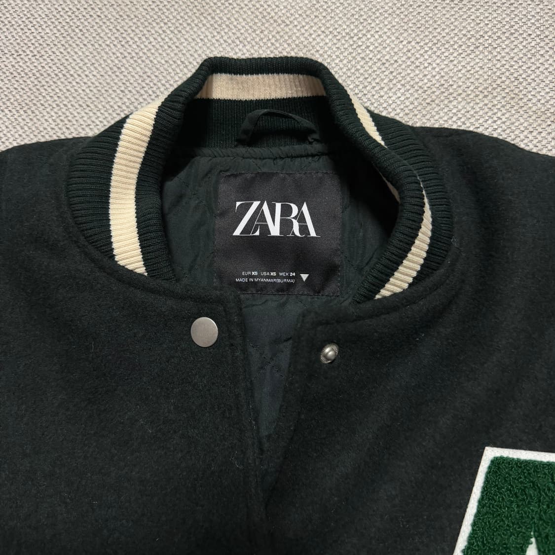 자라 레터링 바시티 자켓 상품이미지2