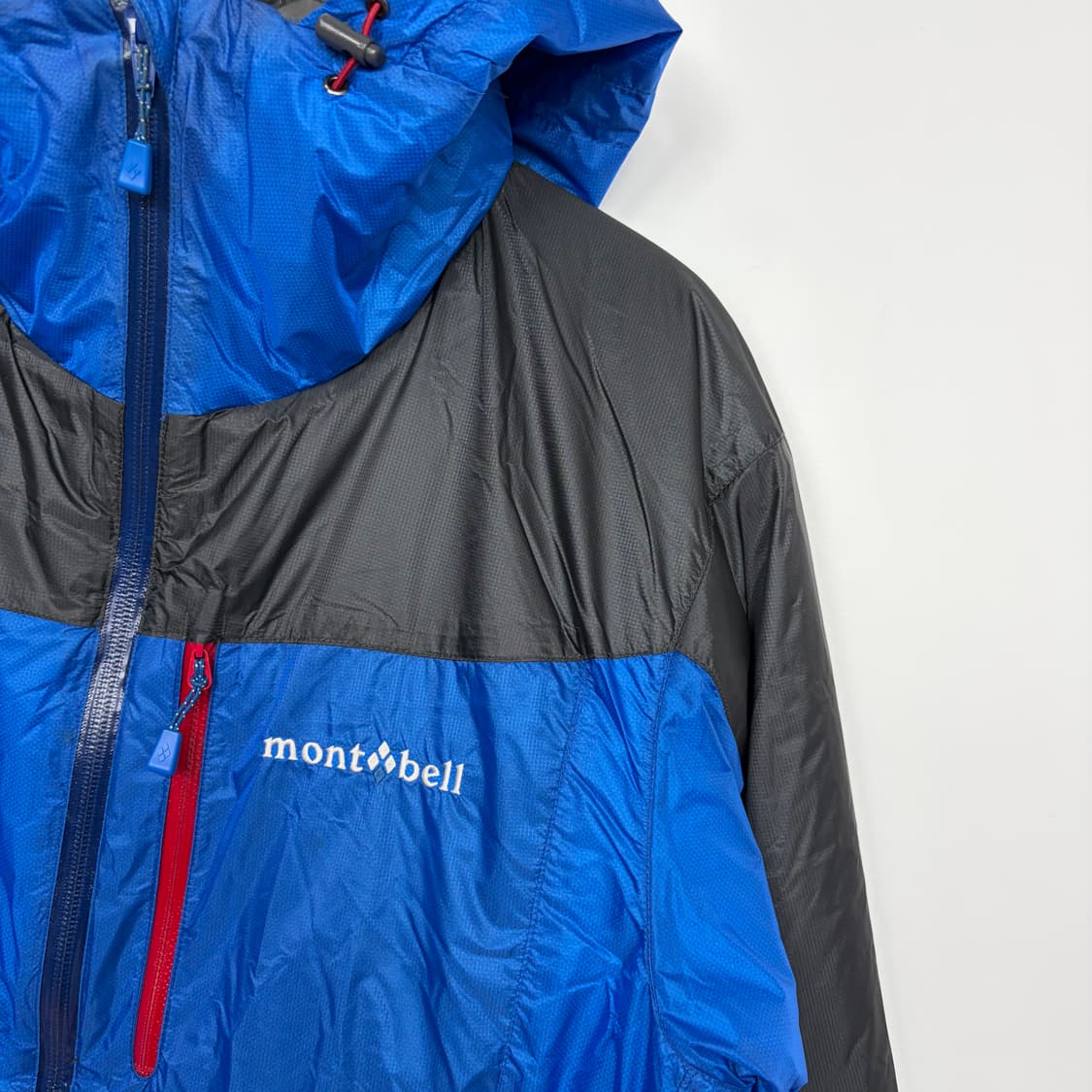 몽벨 플랫 아이언 패딩 자켓 상품이미지4