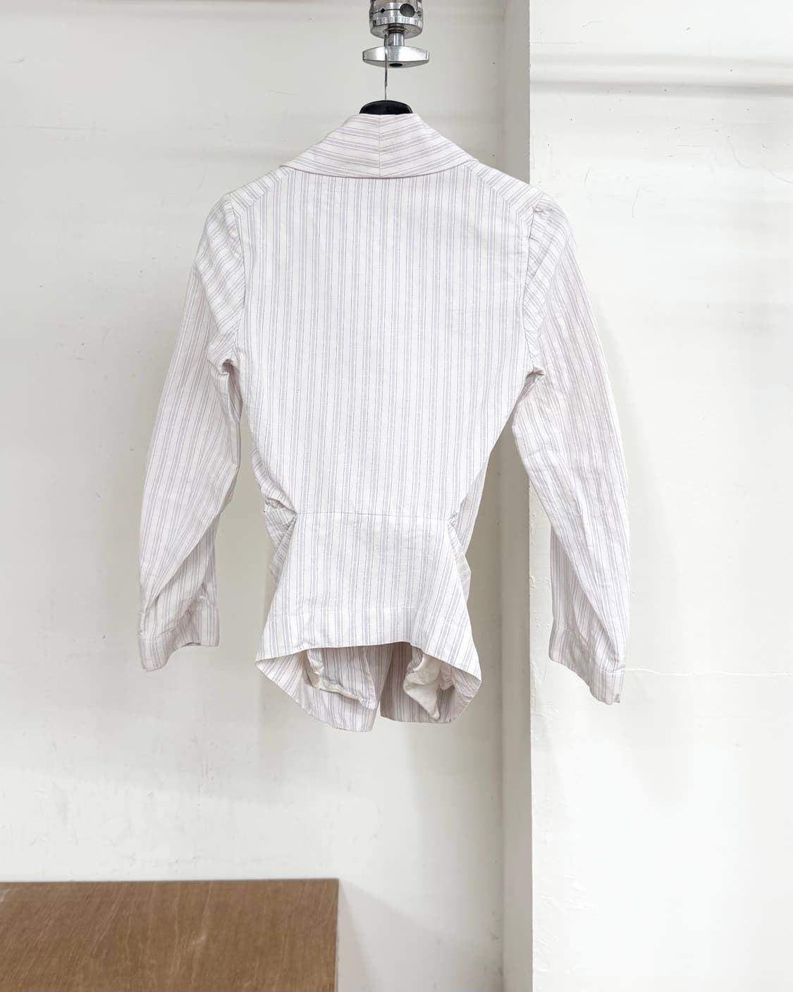 비비안 웨스트우드 핑크 핀스트립드 버튼 블레이저 상품이미지6