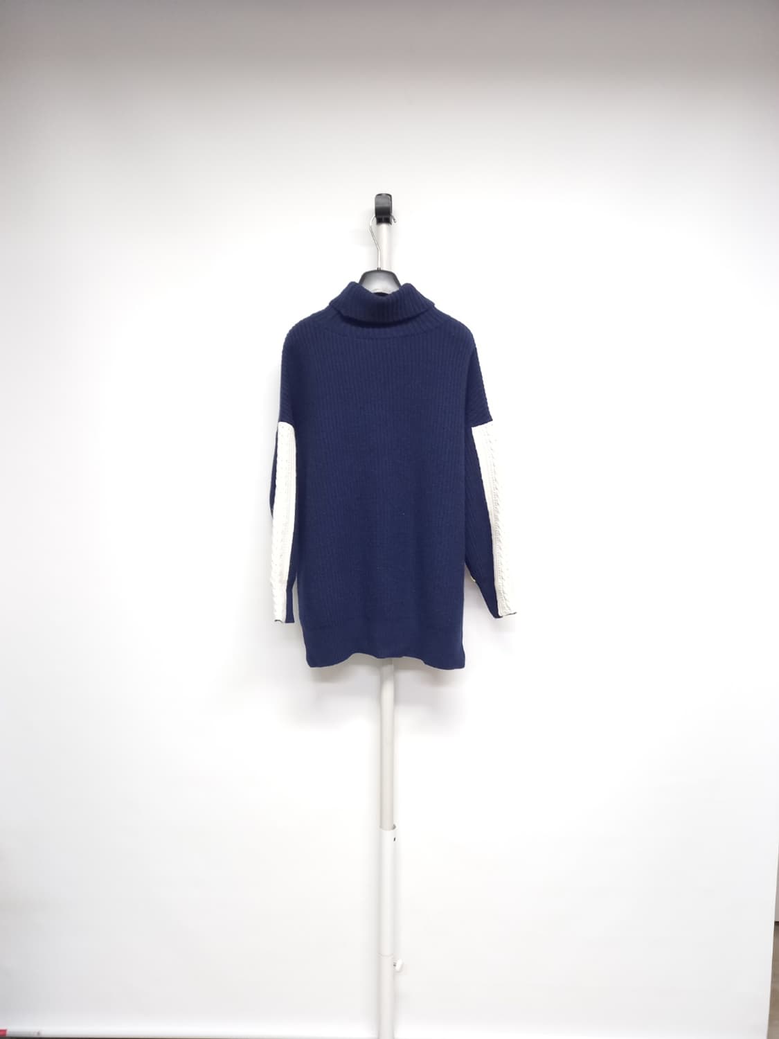 SJYP 춘추동 하이넥 언발 풀오버스웨터 44-66 상품이미지2