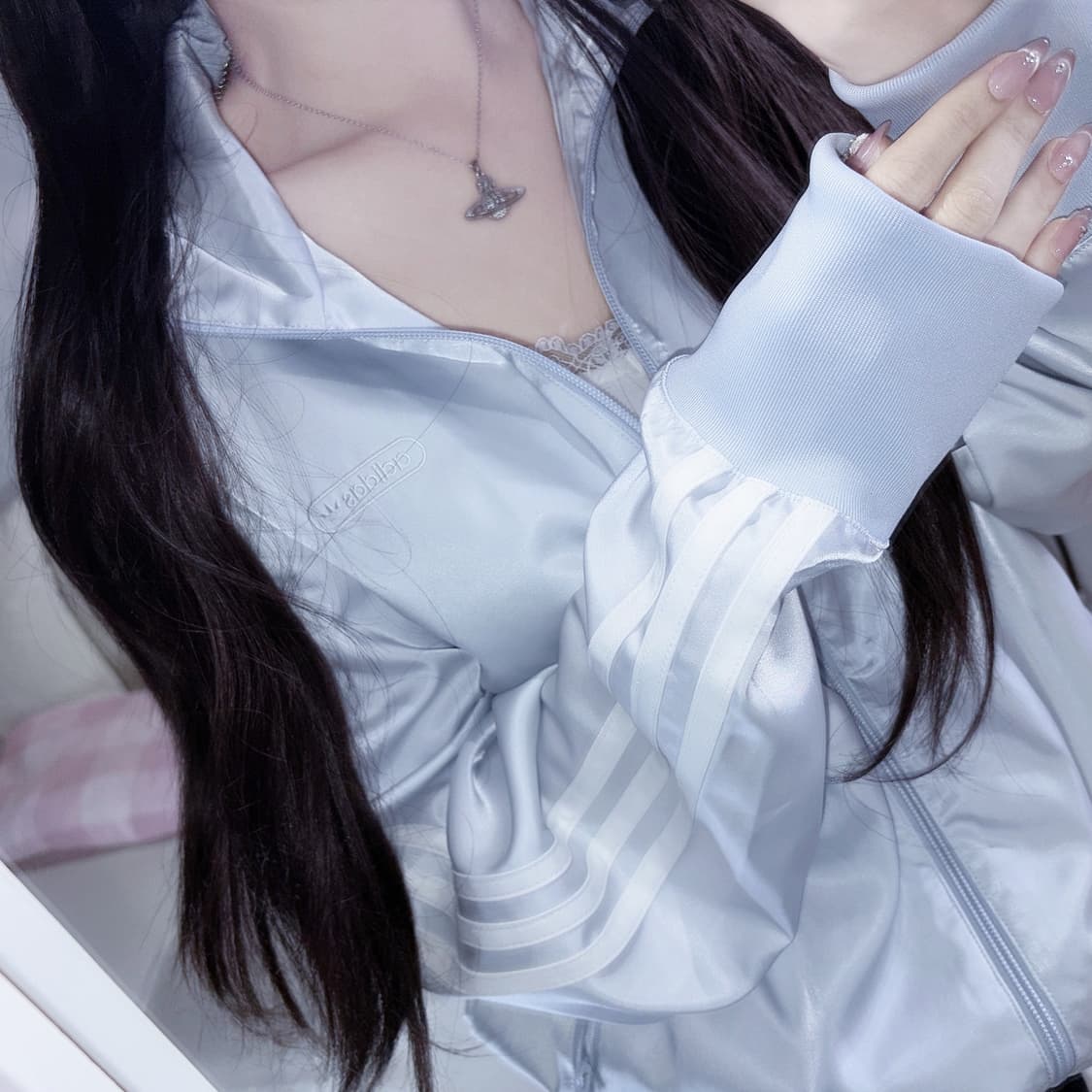 희귀 매물 대대장급 아디다스 시나모롤 스카이블루&실버 삼선 트랙탑 m 상품이미지2