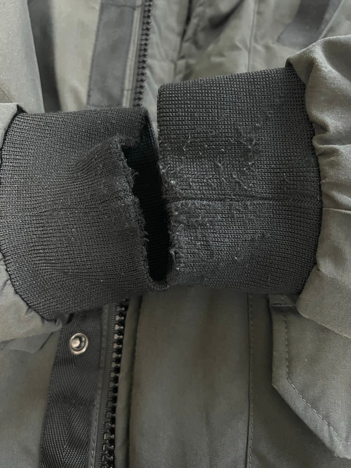 내셔널지오그래픽 타루가 RDS 덕다운 숏패딩 L 차콜(다크그레이) 상품이미지7