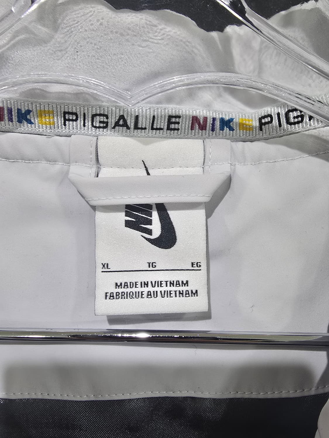 나이키 x 피갈레 콜라보 바람막이 XL 상품이미지4