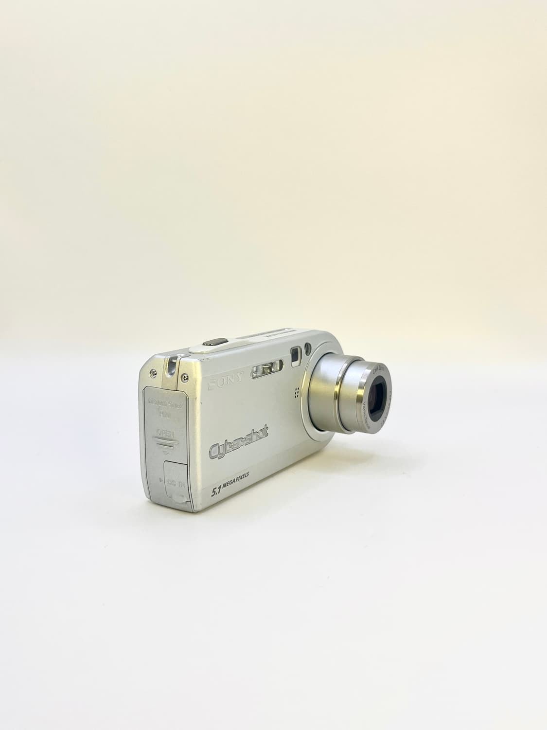 Sony CyberShot DSC-P100디카 상품이미지3