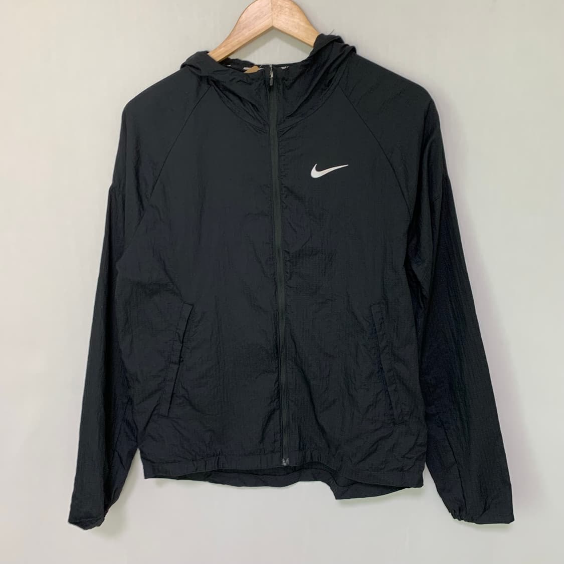 나이키 러닝 후드 바람막이 M 남녀공용 블랙 빈티지 상품이미지2