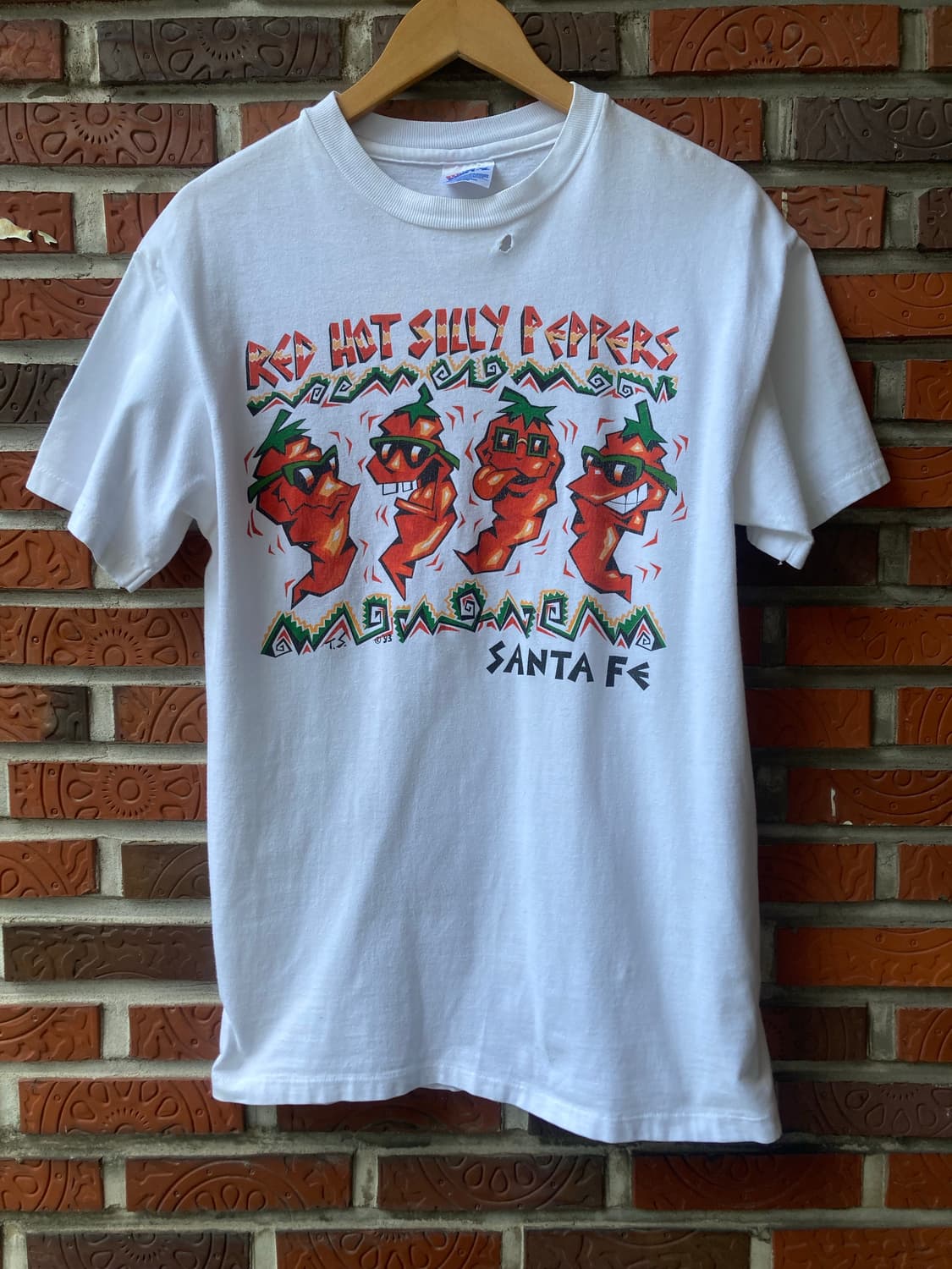 90s RED HOT SILLY PEPPERS tshirt 상품이미지1