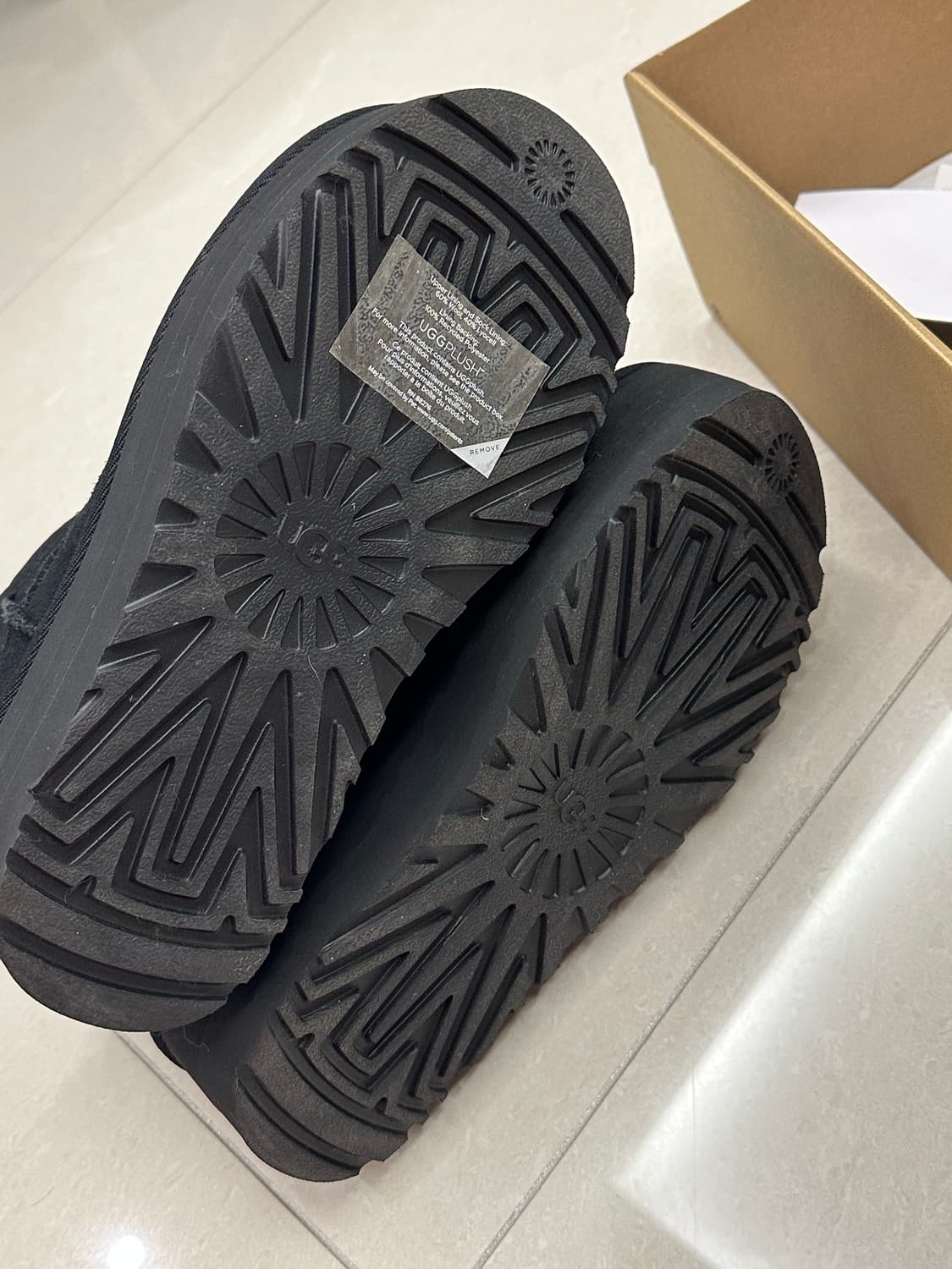 (정품 SS급!!!) 어그 울트라 미니 6사이즈(230) 상품이미지3