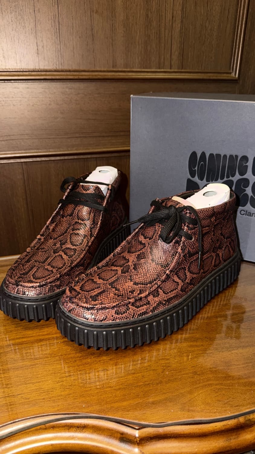 마틴로즈x클락스 레더 스네이크(새상품) 상품이미지1