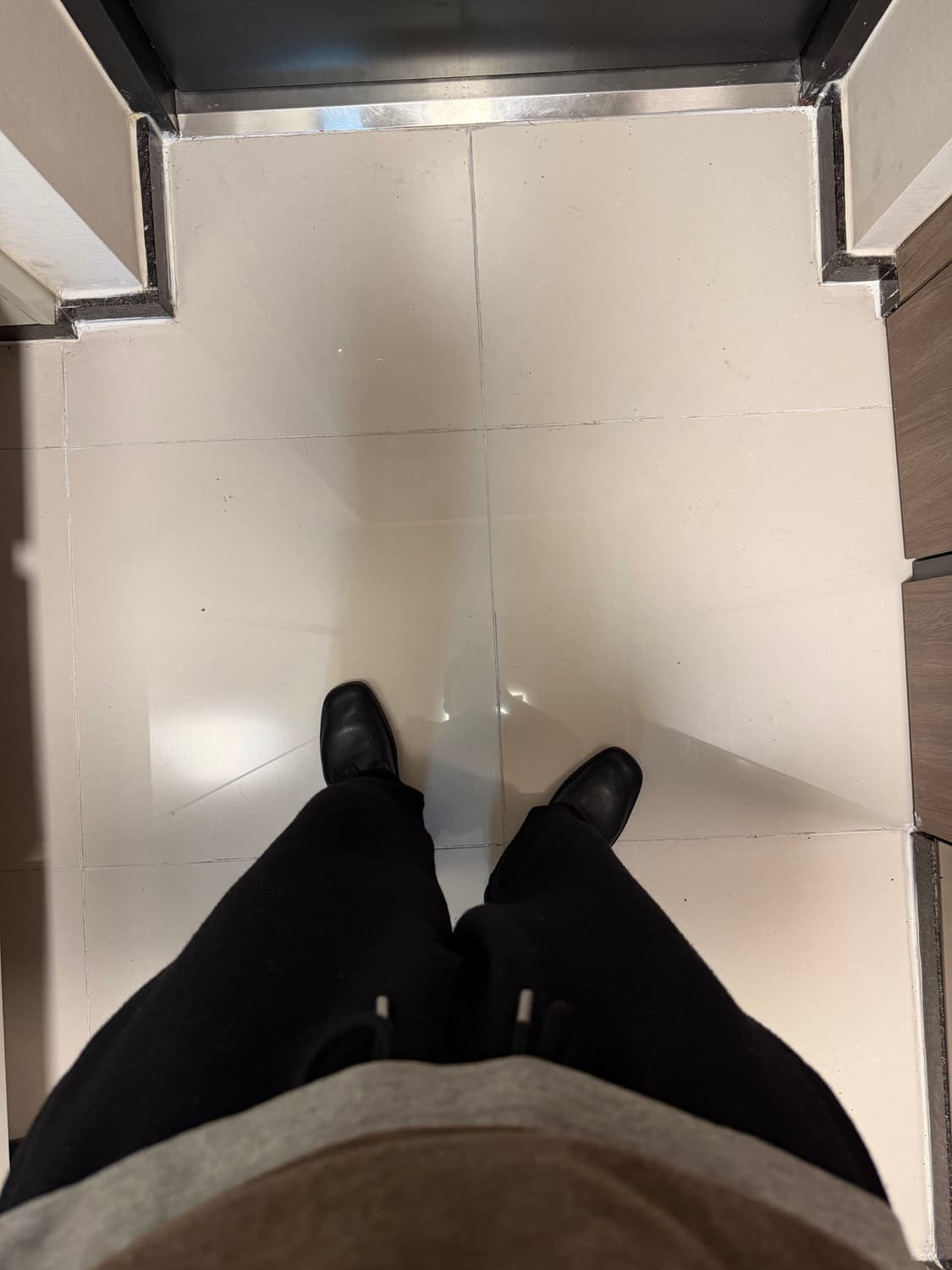 프라다 오리지널 로퍼 상품이미지2