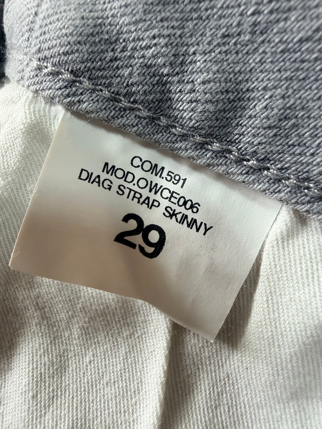 [오프화이트] 메인 라벨 다이아그 스트랩 스키니 진 - 그레이 상품이미지6