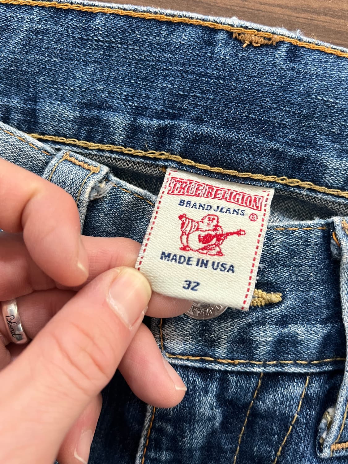 True Religion 트루릴리전 빌리 부츠컷 데미지 연청 데님 팬츠 상품이미지8