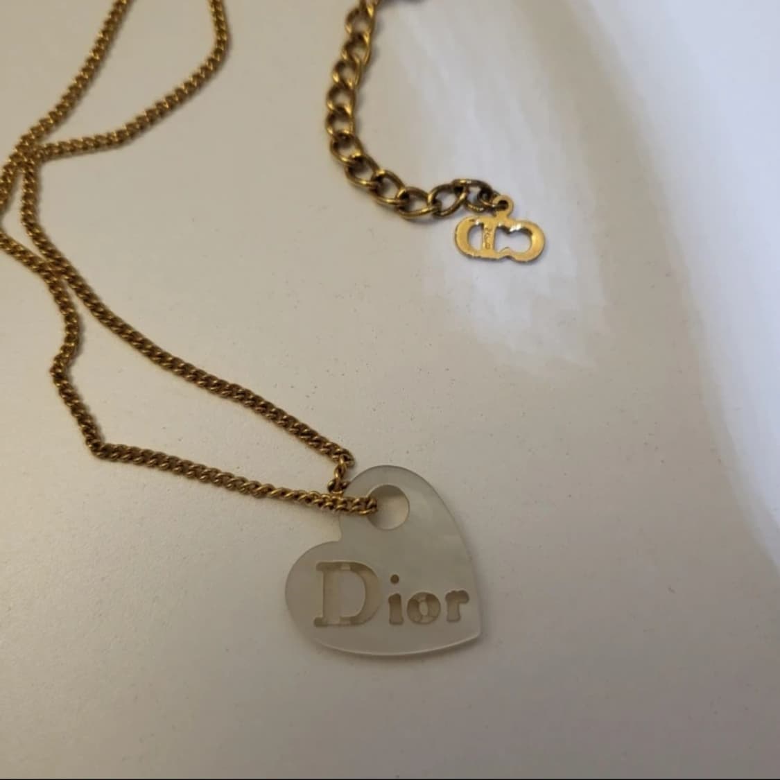 (정품) 디올 하트 쉘 목걸이(Dior heart shell gold) 상품이미지3