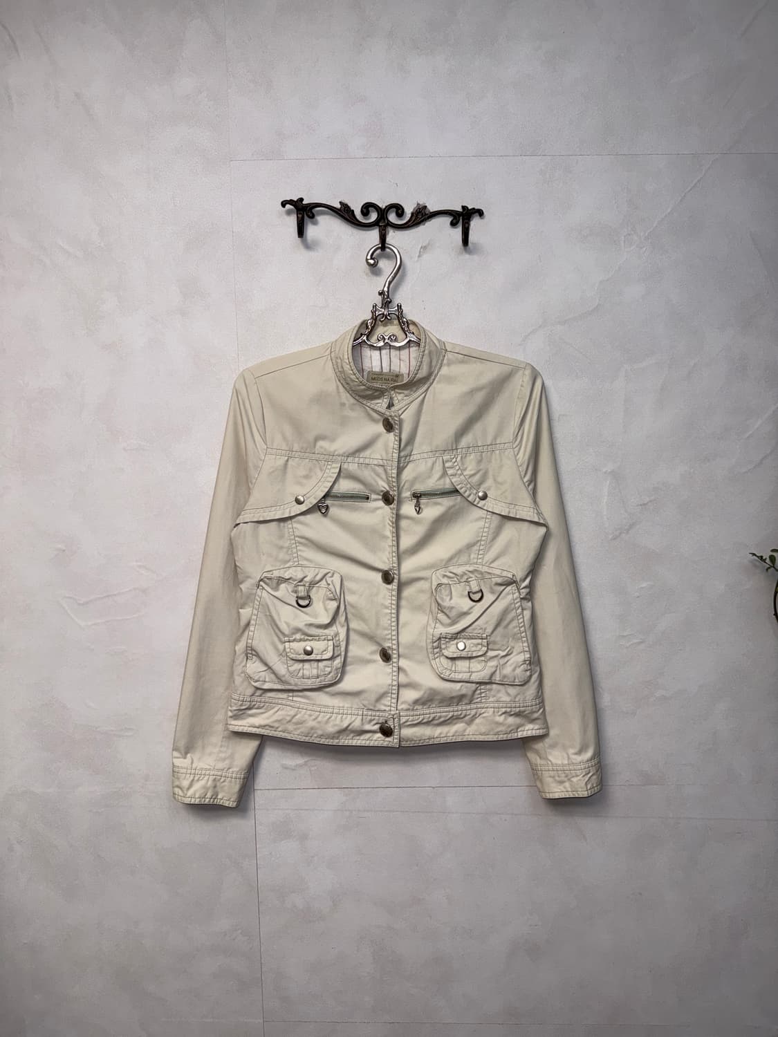 Ivory multi pocket button safari jacket 상품이미지1