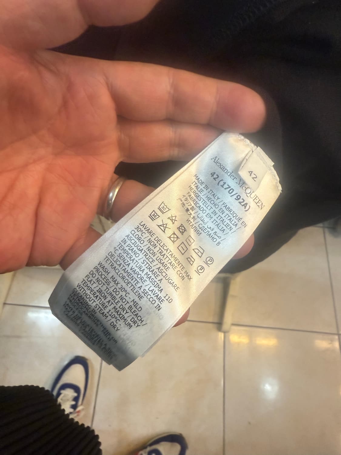 42/66/22ss 정품 알렉산더맥퀸 자수로고 반팔 팝니다 상품이미지4